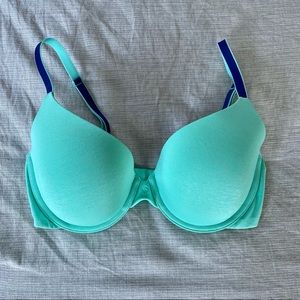Turquoise VS Uplift Semi Demi Bra💚